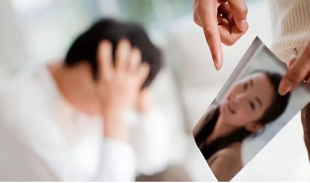 武汉侦探社：最消耗人的，是把你逼疯还装无辜的人